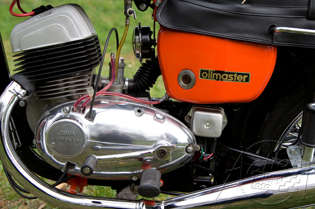 Marián Bazala;jawa calif-5343.jpg